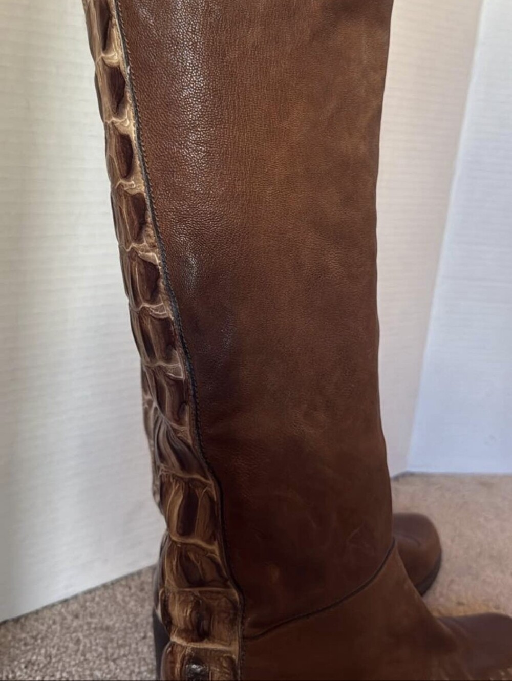 STUART WEITZMAN CROC HORNBACK LEATHER KNEE HIGH BOOTS ✨ - Picture 2 of 11
